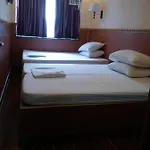 Traveller Friendship Hostel